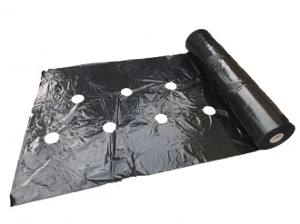 FOLIA NA ZAGONY DO M.IN. TRUSKAWKI I MALINY 1KG - CZARNA 0,05MM, SZER.120CM, OTWORY 35x35CM