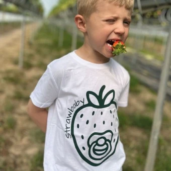 Koszulka z Truskawką StrawBaby rozm. 110  